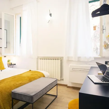 With Hydromassage Shower And Elevator * Perugia