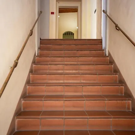 With Hydromassage Shower And Elevator Apartament