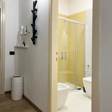 Daire With Hydromassage Shower And Elevator