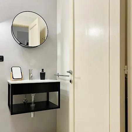 Daire With Hydromassage Shower And Elevator
