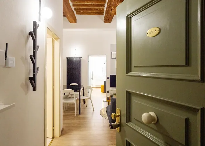 Apartamento With Hydromassage Shower And Elevator Perúgia